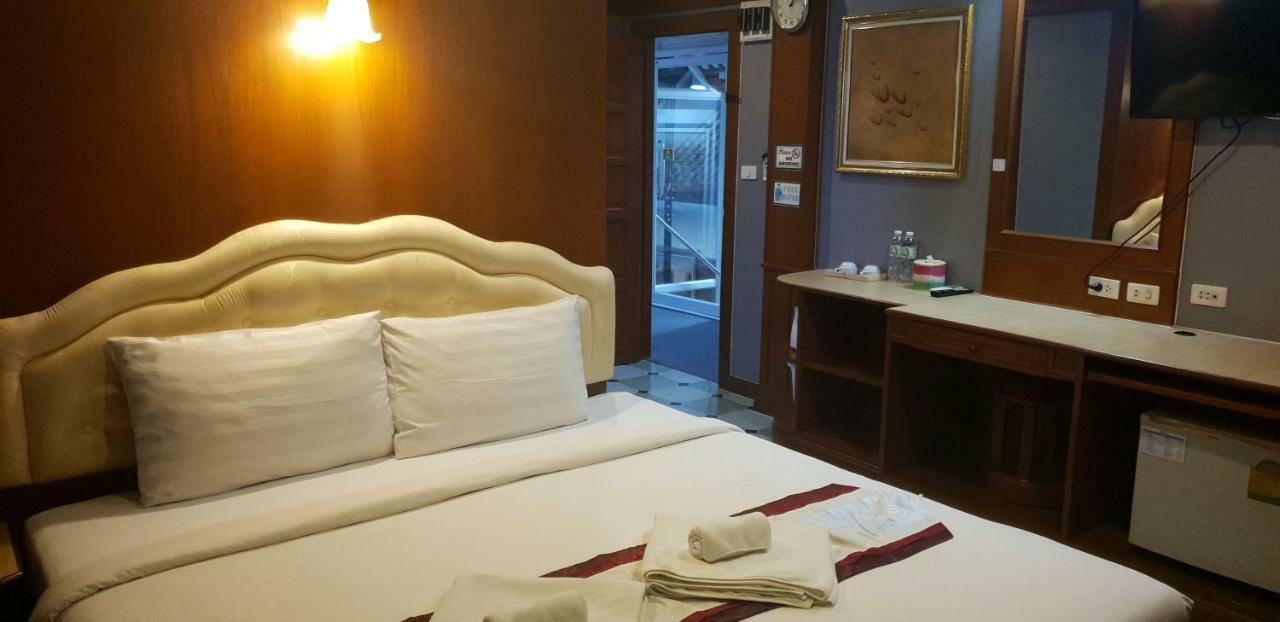 Lamai Inn Patong Buitenkant foto